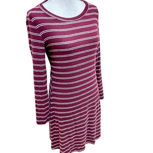 Kaileigh Burgundy & White Striped Long Sleeve casual comfy soft Dress size small - Picture 4 of 9
